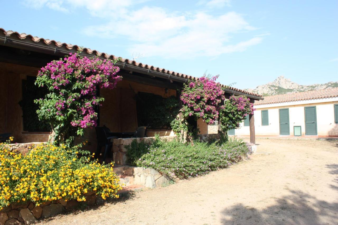Agriturismo Lu Branu Arzachena Bagian luar foto