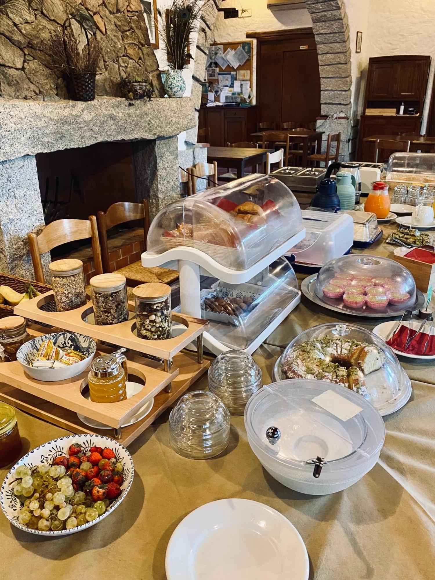 Agriturismo Lu Branu Arzachena Bagian luar foto