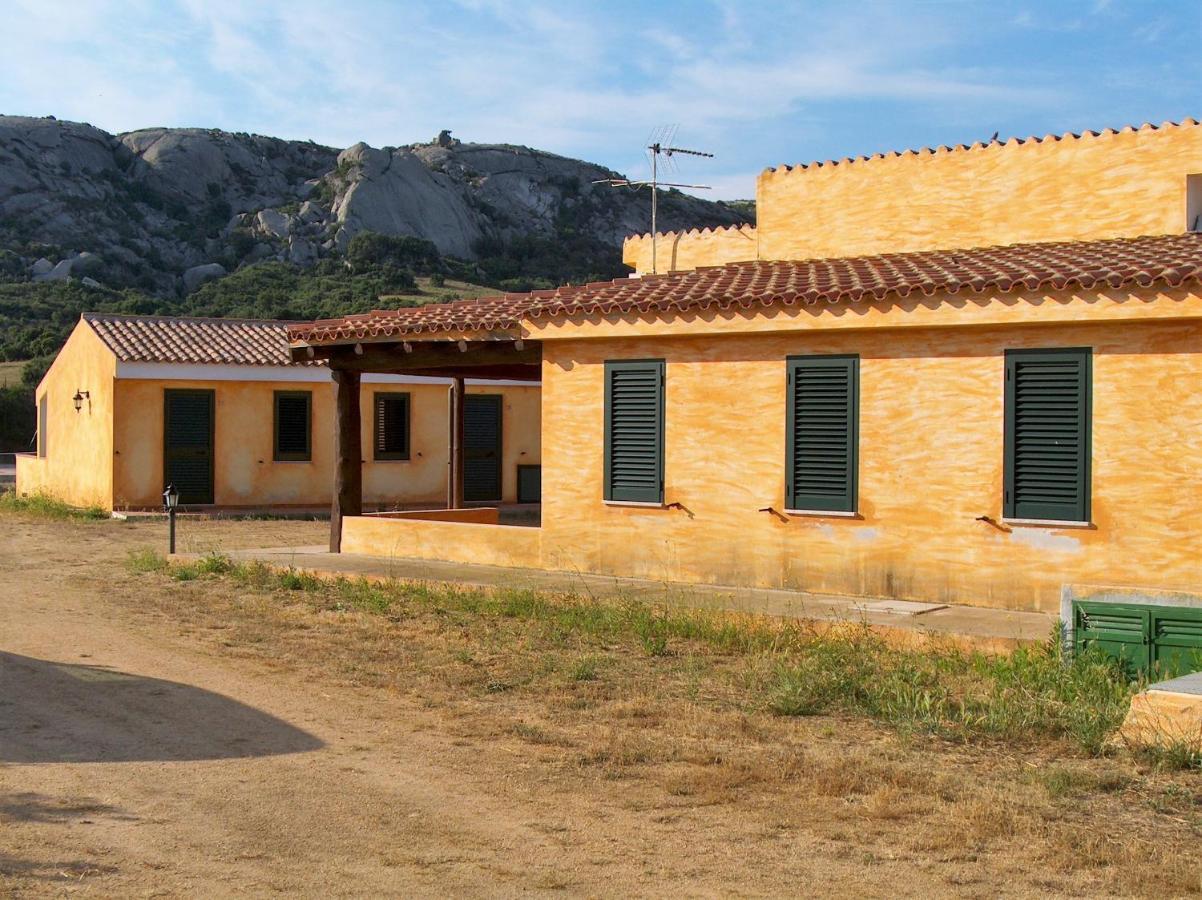 Agriturismo Lu Branu Arzachena Bagian luar foto
